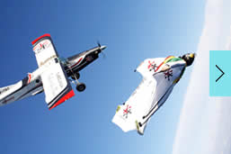 Wing suit - lancio con tuta alare